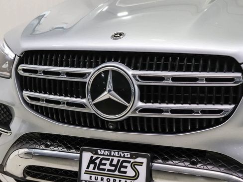 Certified 2024 Mercedes-Benz GLE 450e 4MATIC image 8
