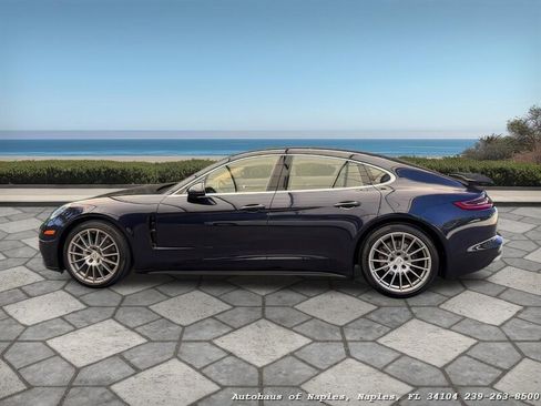 Used 2020 Porsche Panamera image 4