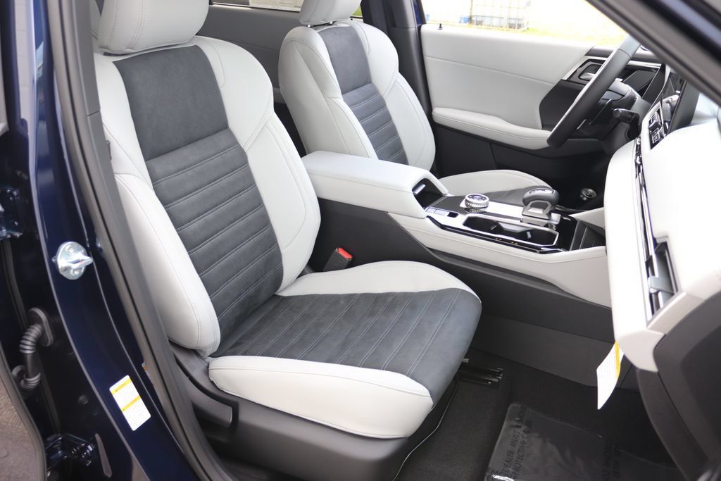 New 2026 Mitsubishi Outlander SE AWD/4WD image 15