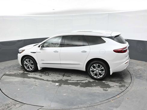 Used 2021 Buick Enclave Avenir w/ Avenir Technology Package AWD/4WD image 13