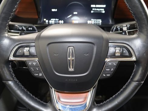 Used 2021 Lincoln Navigator Reserve w/ Luxury Package image 43