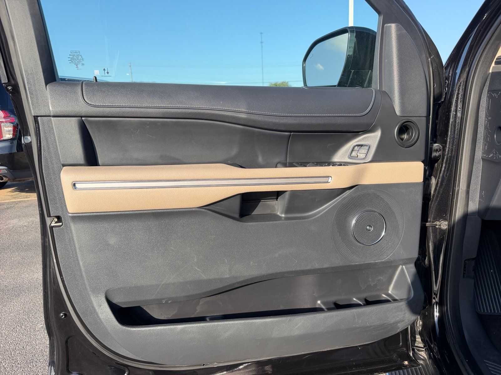 Used 2023 Ford Expedition Max Limited RWD image 26