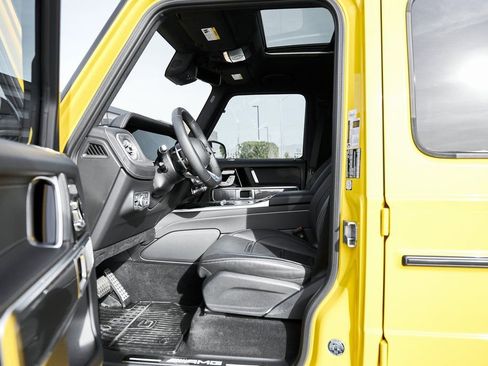 Used 2025 Mercedes-Benz G 63 AMG 4MATIC image 31
