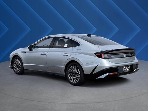 New 2026 Hyundai Sonata SEL FWD image 5