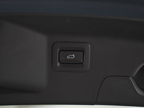 Used 2023 MAZDA CX-9 Carbon Edition image 19