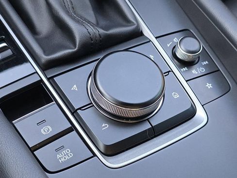 Used 2023 MAZDA MAZDA3 s image 5