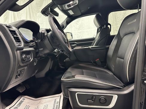 Used 2025 RAM 1500 Laramie image 14
