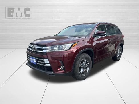 Used 2019 Toyota Highlander Limited Platinum AWD/4WD image 1