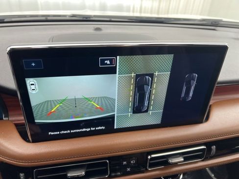 Certified 2023 Lincoln Nautilus Reserve w/ Equipment Group 201A image 18