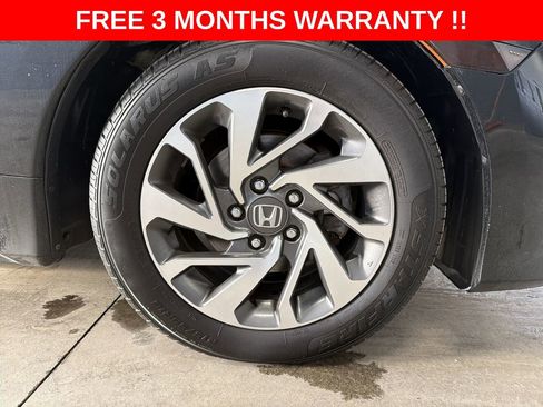 Used 2018 Honda Civic EX image 10