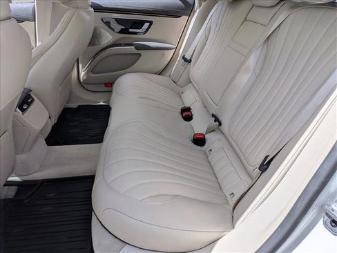 Used 2022 Mercedes-Benz EQS 450+ Sedan image 20
