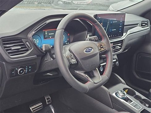Certified 2023 Ford Escape ST-Line Select w/ Tech Pack #2 image 16
