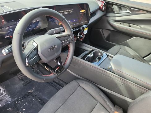 New 2026 Chevrolet Blazer EV RS image 16