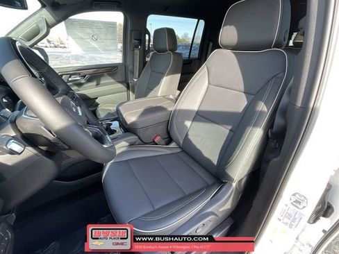 New 2026 GMC Yukon XL Elevation image 19