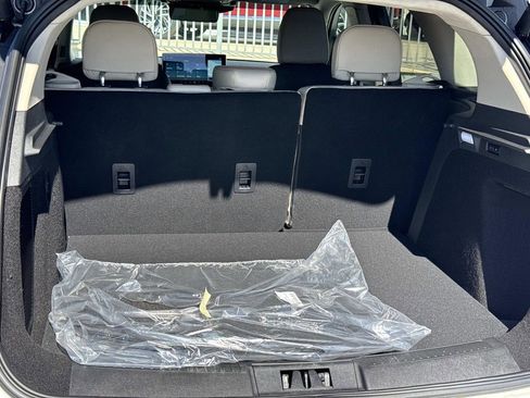 New 2026 Lincoln Corsair Premiere image 11