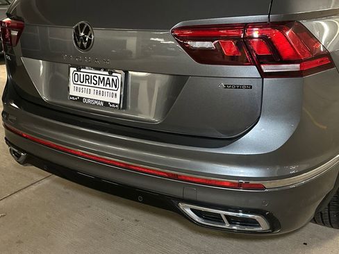 Used 2023 Volkswagen Tiguan SEL R-Line image 5