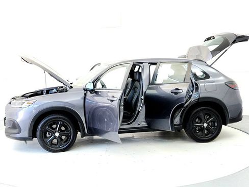 Used 2023 Honda HR-V LX image 10