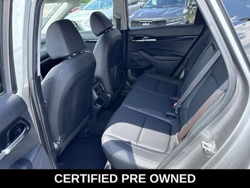 Used 2024 Kia Seltos EX FWD image 16
