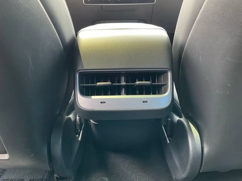 Used 2022 Tesla Model 3 RWD image 33
