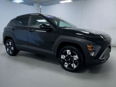 Used 2024 Hyundai Kona SEL w/ Convenience Package image 18