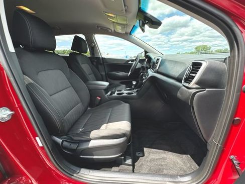 Used 2022 Kia Sportage LX AWD/4WD image 26