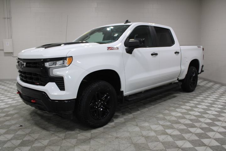 Used 2023 Chevrolet Silverado 1500 LT Trail Boss w/ Protection Package AWD/4WD image 7