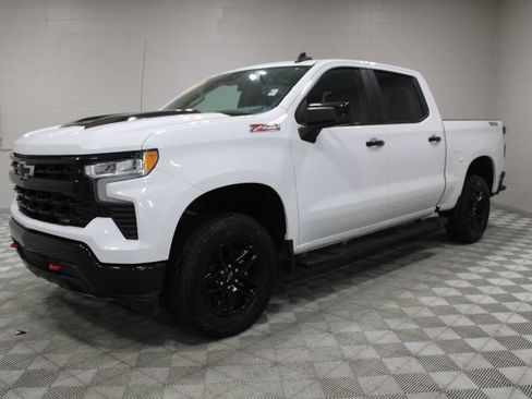 Used 2023 Chevrolet Silverado 1500 LT Trail Boss w/ Protection Package AWD/4WD image 7