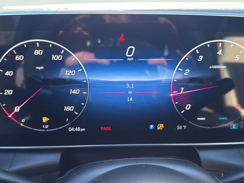 Used 2026 Mercedes-Benz GLC 300 4MATIC image 12