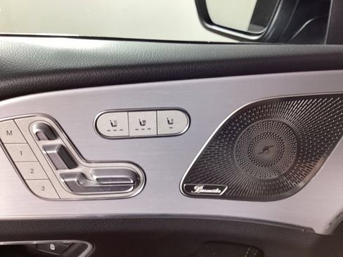 Used 2025 Mercedes-Benz GLE 350 4MATIC image 17