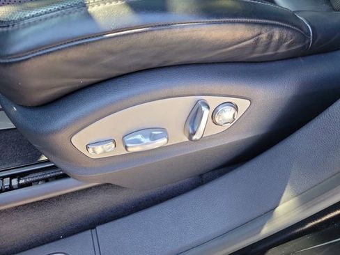 Used 2018 Porsche Cayenne S image 14