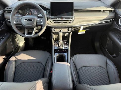 New 2026 Jeep Compass Trailhawk image 13