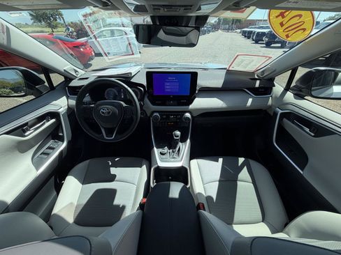 Used 2024 Toyota RAV4 Limited w/ Advanced Technology Package AWD/4WD image 25