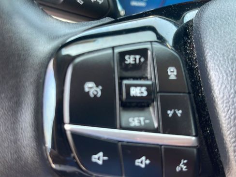 Used 2024 Ford Escape Platinum AWD/4WD image 20