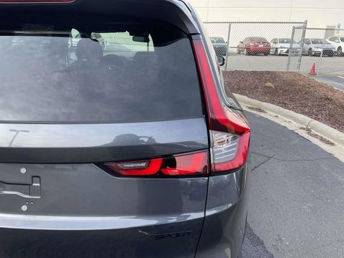 Used 2024 Honda CR-V Sport image 16