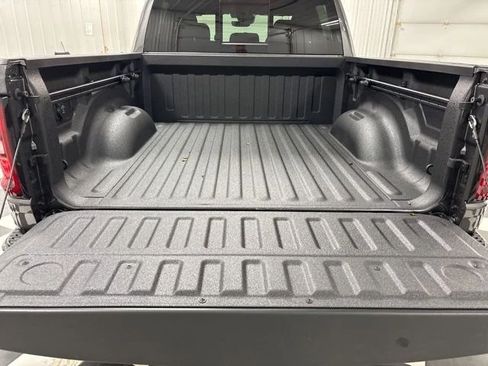 Used 2026 RAM 1500 Big Horn w/ Night Edition AWD/4WD image 34