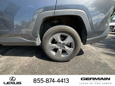 Used 2025 Toyota RAV4 XLE AWD/4WD image 23