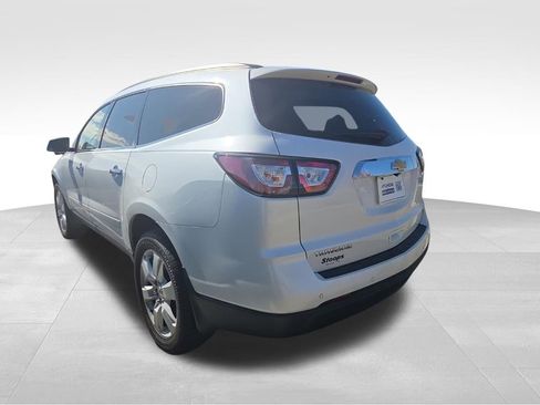 Used 2017 Chevrolet Traverse LT w/ Style and Technology Package image 1