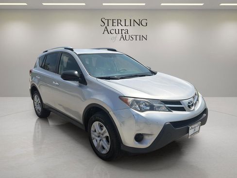 Used 2013 Toyota RAV4 LE AWD/4WD image 3