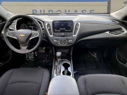 Used 2023 Chevrolet Malibu RS w/ Driver Confidence Package FWD image 9