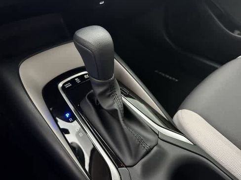 Used 2026 Toyota Corolla LE image 23