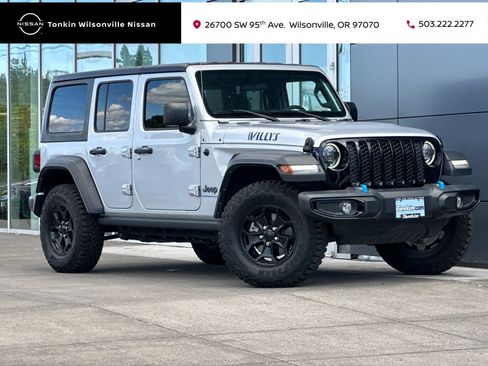 Used 2023 Jeep Wrangler Unlimited AWD/4WD image 1