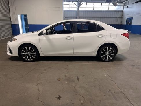 Used 2017 Toyota Corolla SE image 6