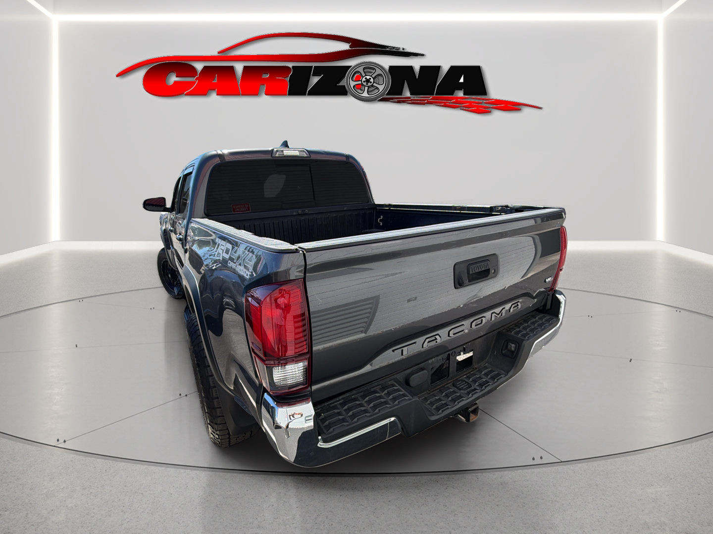 Used 2017 Toyota Tacoma TRD Off-Road AWD/4WD image 7