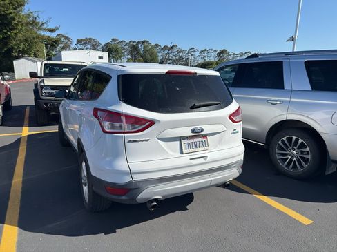 Used 2014 Ford Escape SE FWD image 3