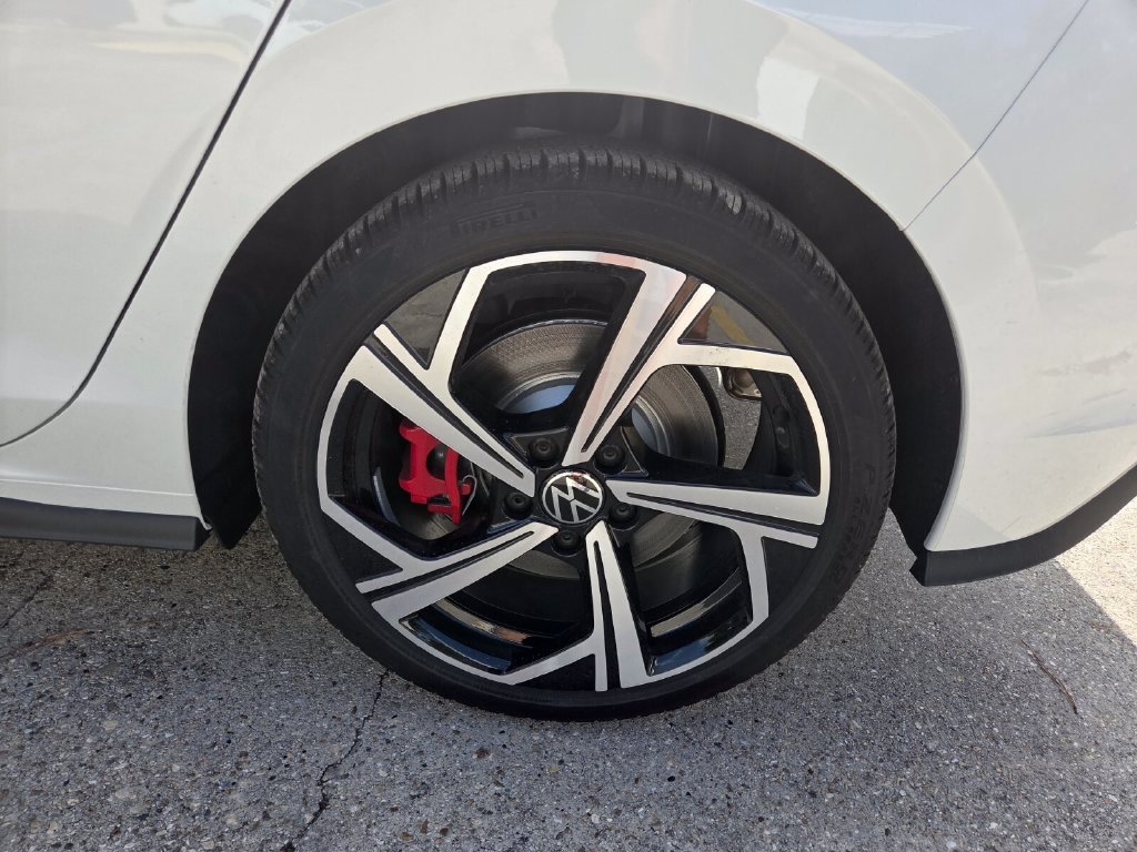 New 2026 Volkswagen GTI SE FWD image 25