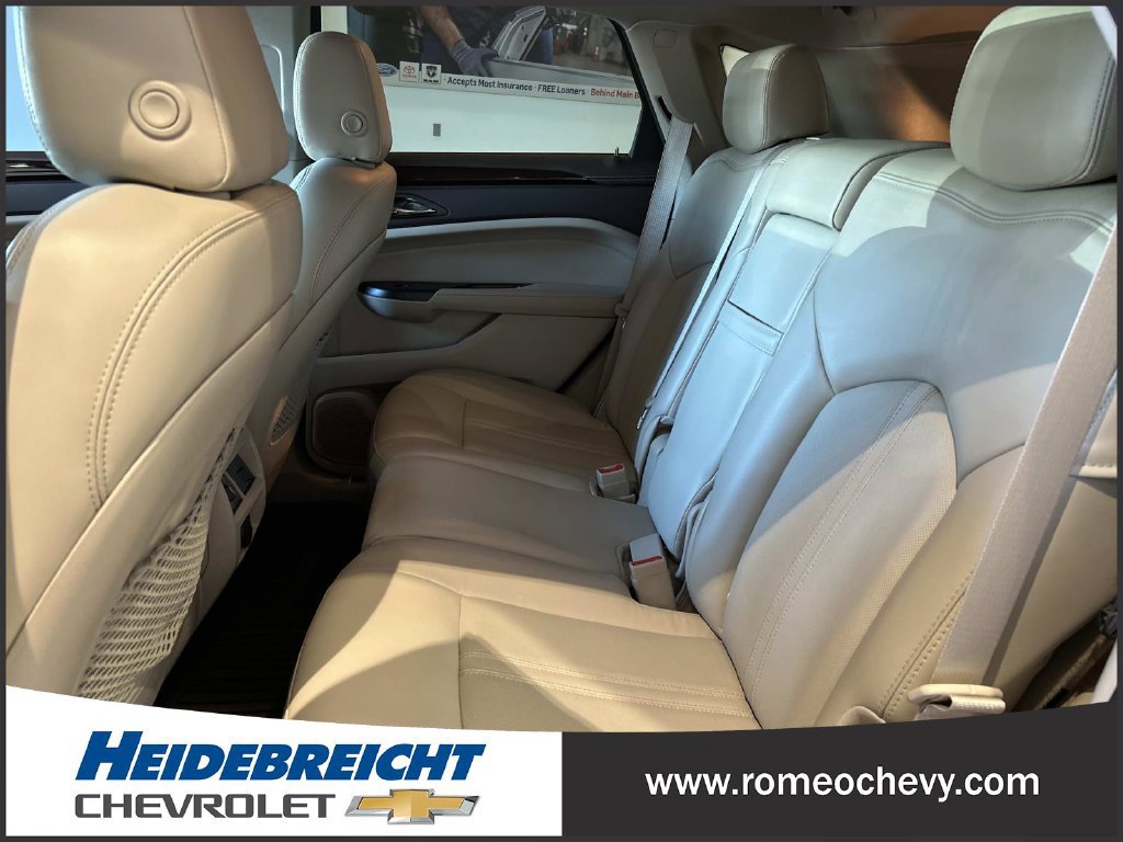 Used 2015 Cadillac SRX Luxury FWD image 12