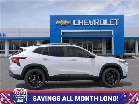 New 2026 Chevrolet Trax ACTIV w/ Sunroof Package FWD image 5