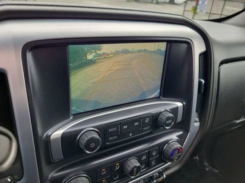 Used 2018 GMC Sierra 1500 SLE w/ SLE Value Package image 19