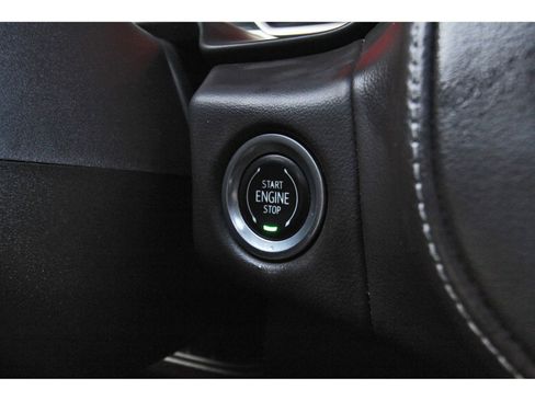 Used 2021 Chevrolet Suburban Z71 w/ Z71 Off-Road Package image 32