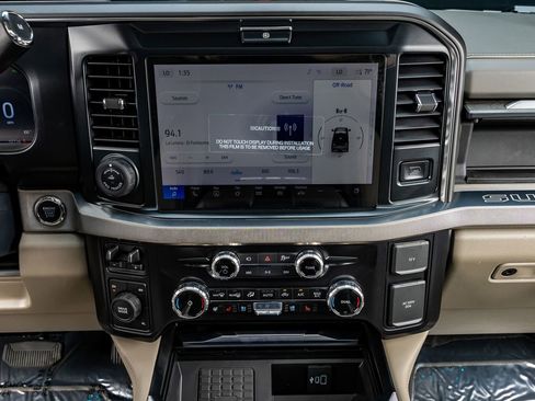 Used 2026 Ford F450 Platinum w/ Platinum Plus Package image 25